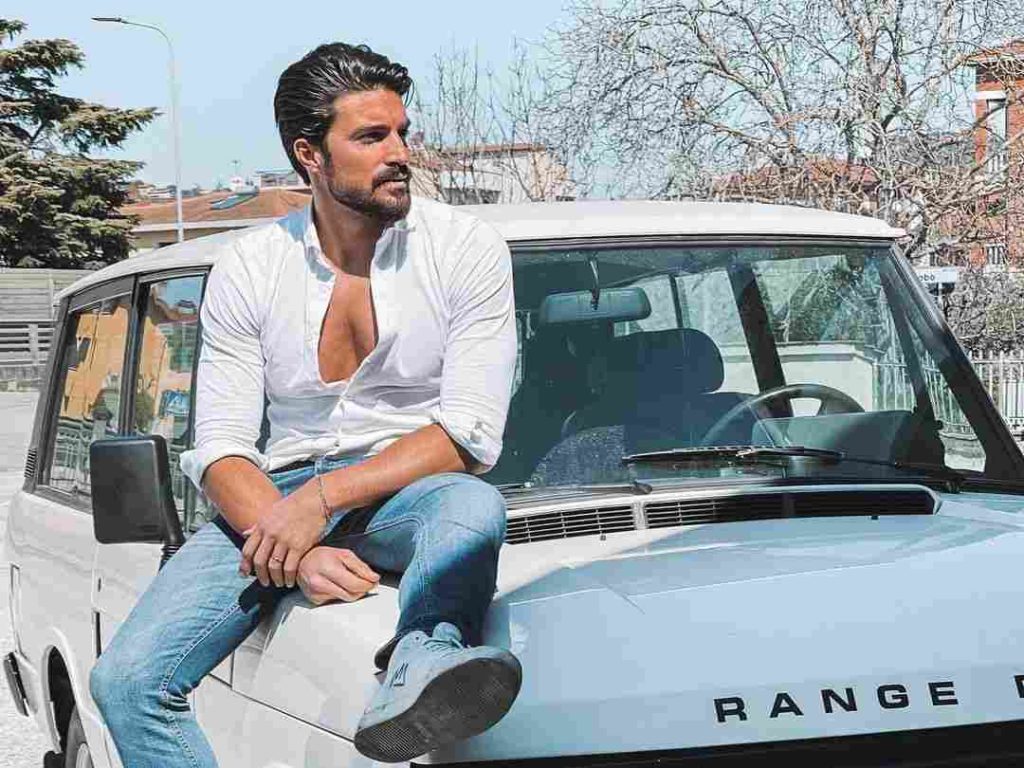 Mariano Di Vaio is best male fashion influencers on Instagram
